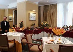 Hotel Nash Carlton
